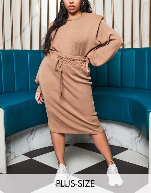 Plus size shop beige pencil skirt