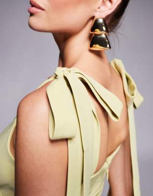 LAVISH ALICE TIE STRAP MICRO SHELL BUTTON MIDI DRESS 
