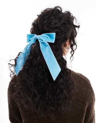 Lazo para el cabello azul pastel de terciopelo exclusivo de Easilocks x ASOS - view 1