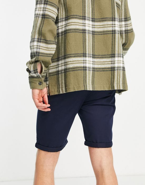 https://images.asos-media.com/products/le-breve-chino-shorts-in-navy/201399512-2?$n_550w$&wid=550&fit=constrain