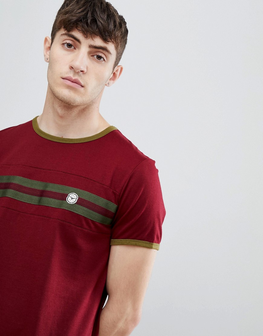 Le Breve – T-shirt med randigt bröst-Röd