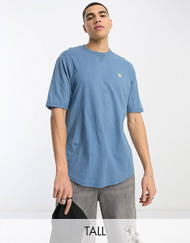Le Breve - tall roll sleeve t-shirt in blue stone