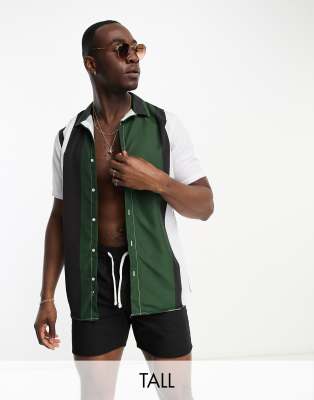 Рубашка Le Breve с высоким воротником-стойкой в полоску зеленого, черного и белого цветов