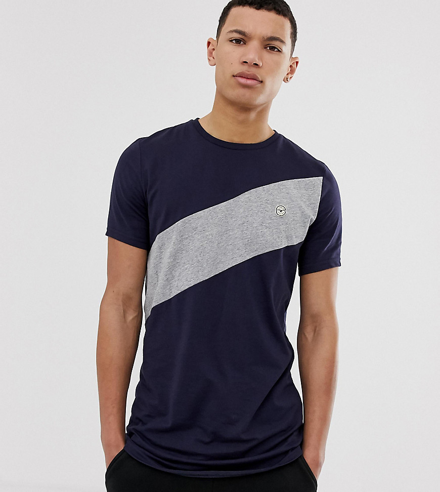 Le Breve – TALL T-shirt med diagonal panel-Marinblå