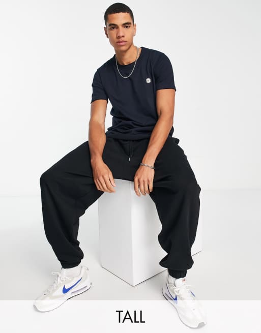 Le Breve - Tall - T-shirt met lange pasvorm en ronde zoom in marineblauw