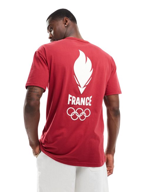 Le Coq Sportif T shirt con stampa della squadra Francia Olimpiadi 2024 sul retro colore rosso Rio ASOS