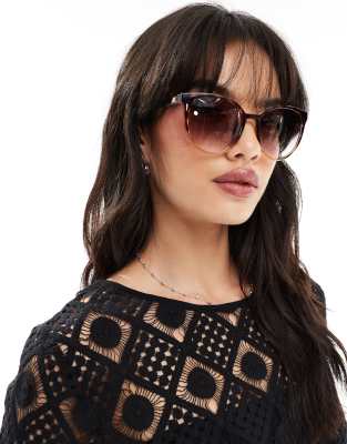 Le Specs Armada Round Sunglasses In Tortoiseshell-brown