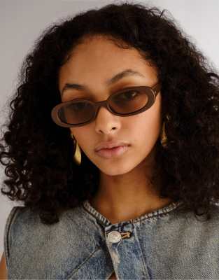 Le Specs Le Specs outta love oval sunglasses in chocolate brown