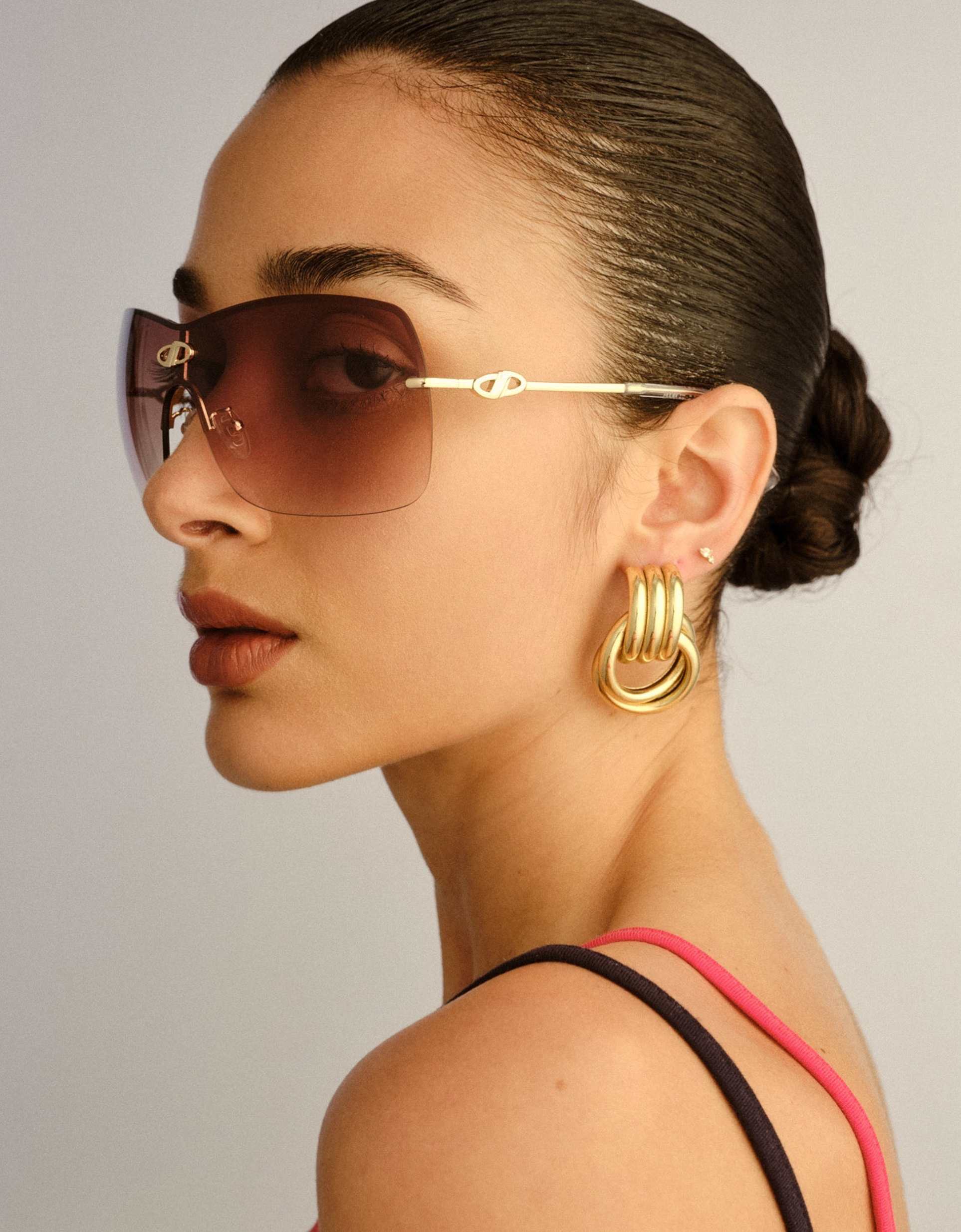 le specs paralell universe visor sunglasses in gold graduated tint