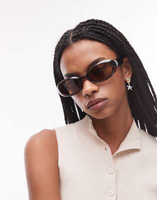 Le Specs Work It Polarized Oval Sunglasses