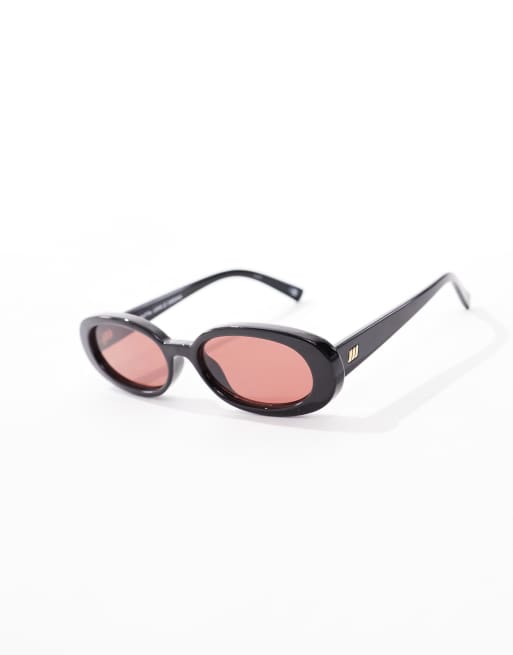 Le Specs X ASOS – Outta Love – Ovale Sonnenbrille in Schwarz mit rosafarbenen Gläsern, 2 von 4