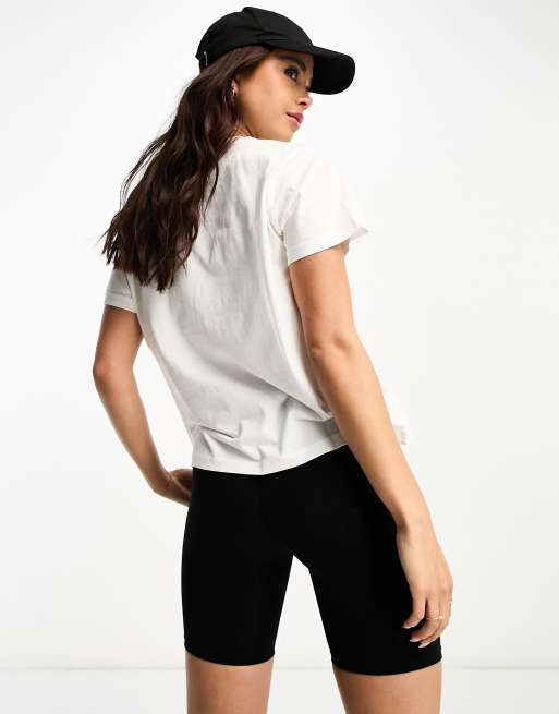 Lee boxy fit pocket logo tee in off white , 2 of 4