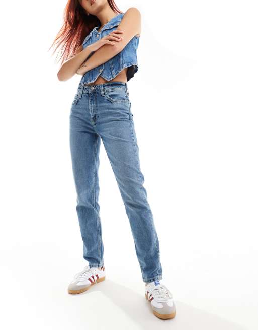 Lee – Carol – Klassiskt blå raka jeans