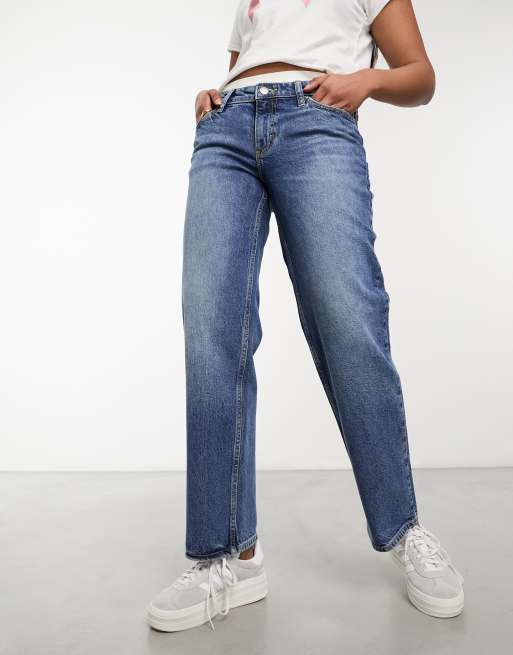 Low-Rise Straight Fit Jeans