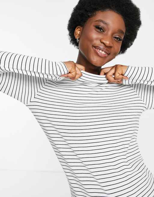 Black and white clearance striped long sleeve turtleneck