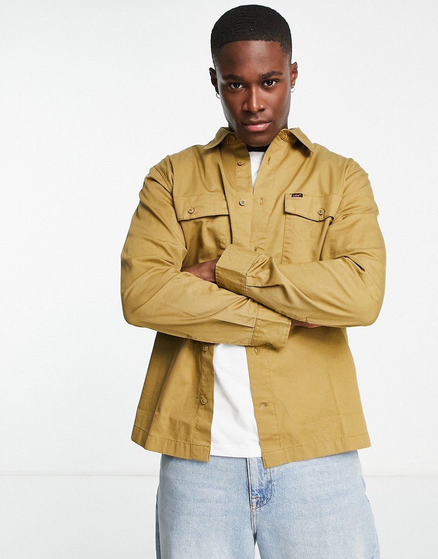 Lee label logo twill utility shirt relaxed fit in tan-Brown