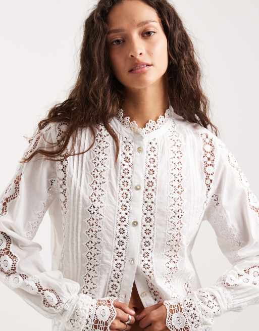 Lee lace trim blouse in white, 3 of 4