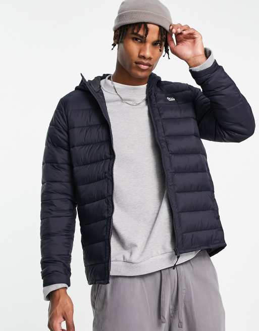 Lee logo lightweight hooded puffer jacket in black | ASOS