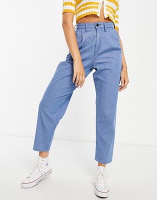 Lee pleat detail high rise balloon leg jeans co-ord in light blue
