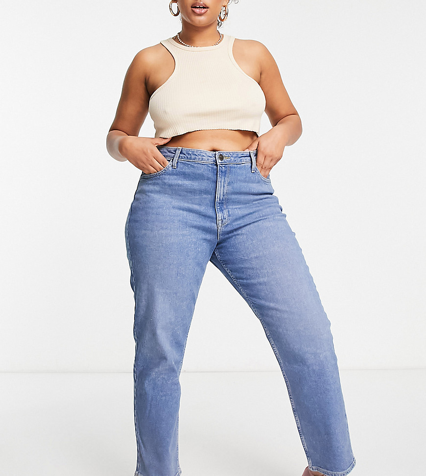 Plus-size jeans by Lee It%27s all in the jeans High rise Belt loops Five pockets Skinny fit
