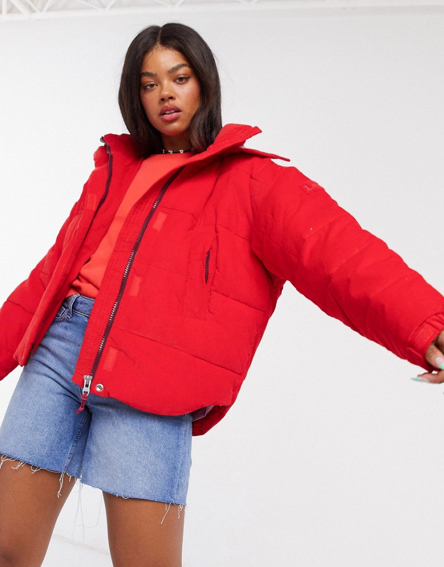 Lee Puffer Jacket in Red