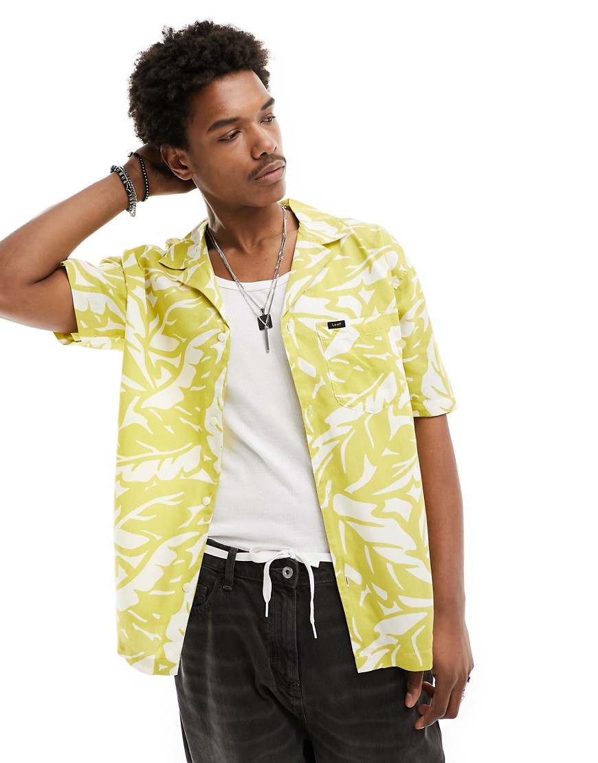 Lee short sleeve revere collar leaf print shirt in yellow