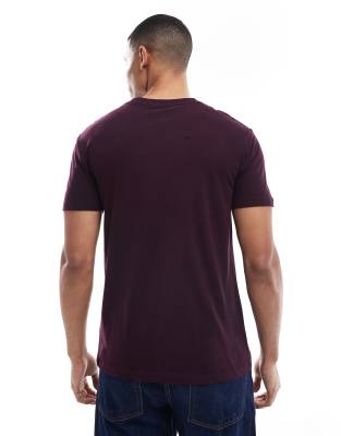 Lee Lee slim fit pocket t-shirt in deep wine-Red