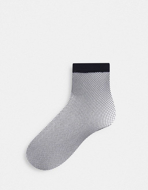 Leg Avenue fishnet ankle socks in black