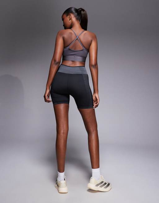 Leggings cortos de 5" negros y grises sin costuras de adidas Training, 2 de 5