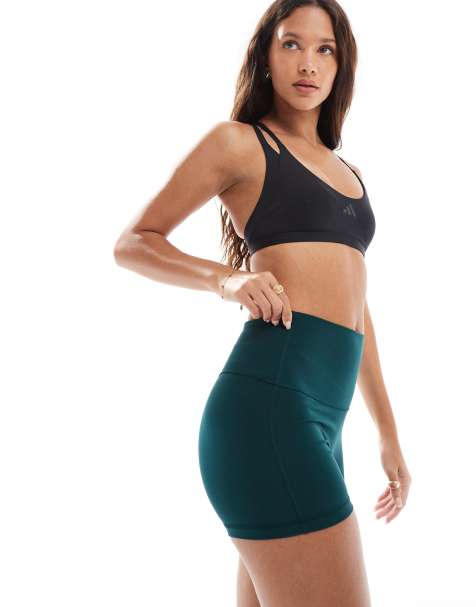Leggings cortos verde hiedra ajustados moldeadores All Me de adidas Performance - view 1