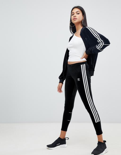 juego Ventilación quemar Leggings de terciopelo negro con tres rayas de adidas Originals | ASOS