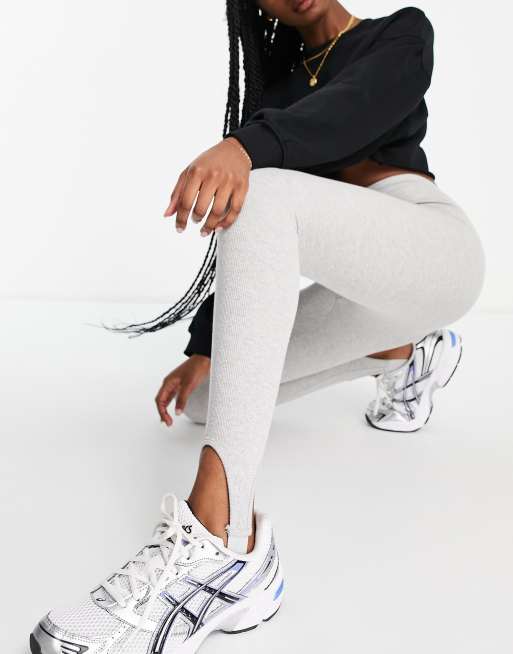Leggings grises con elástico de Simmi