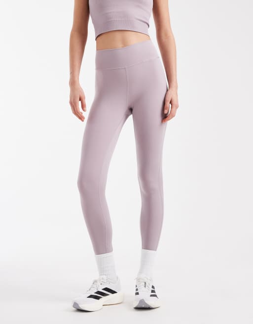 Leggings largos color higo envejecido All Me Essentials de adidas Performance, 2 de 5