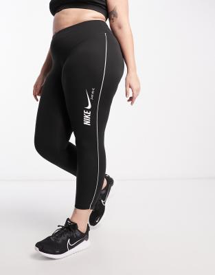 Leggings negros capri con logo gráfico One Dri-FIT de Nike Training Plus