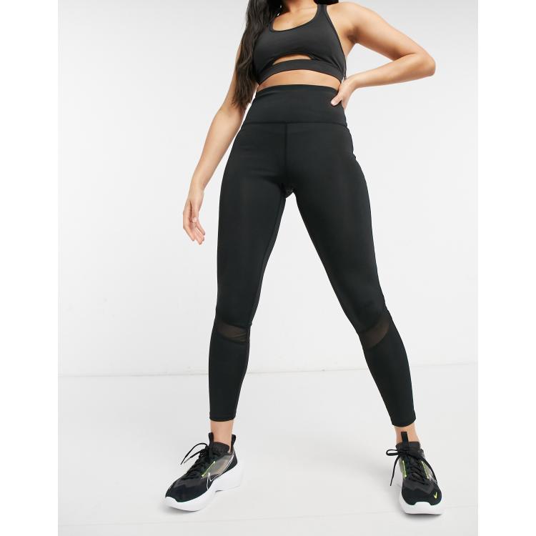 https://images.asos-media.com/products/leggings-negros-con-insertos-de-malla-de-south-beach/22268123-1-black?$n_750w$&wid=750&hei=750&fit=crop