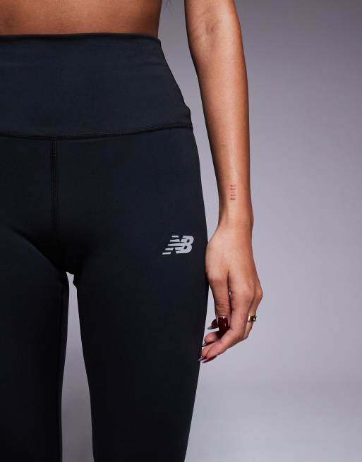 Leggings negros de talle alto de New Balance, 4 de 5