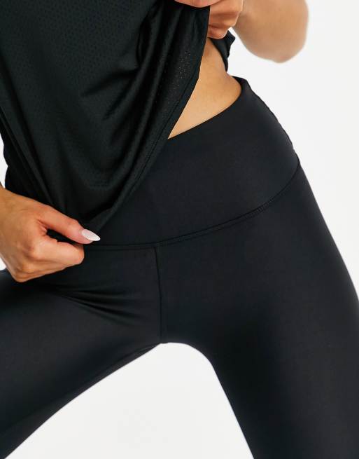 Leggings negros y rosas con estampado de la marca en la pernera Heatgear de Under Armour Training, 3 de 4