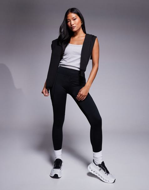 Reebok - Leggings negros de talle alto 7/8 para mujer con bolsillos  laterales : : Ropa, Zapatos y Accesorios