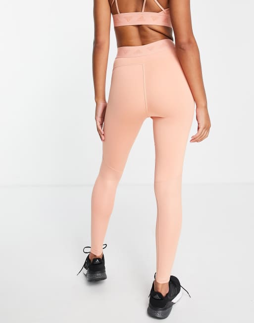 Leggings rosa petalo con detalle de inserto de adidas Training ASOS