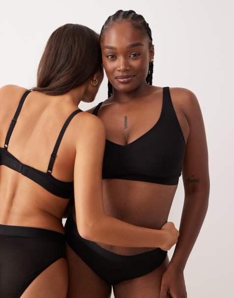 Lemonade Dolls – Fylligare byst – So Soft – Svart bralette i mesh - view 1