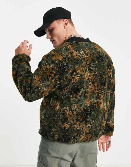 Levi's camo 2024 sherpa jacket