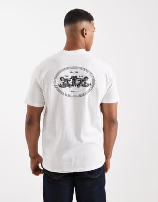 Levi's 2 Horse Logo Back Print Vintage Oversized Fit T-shirt In White