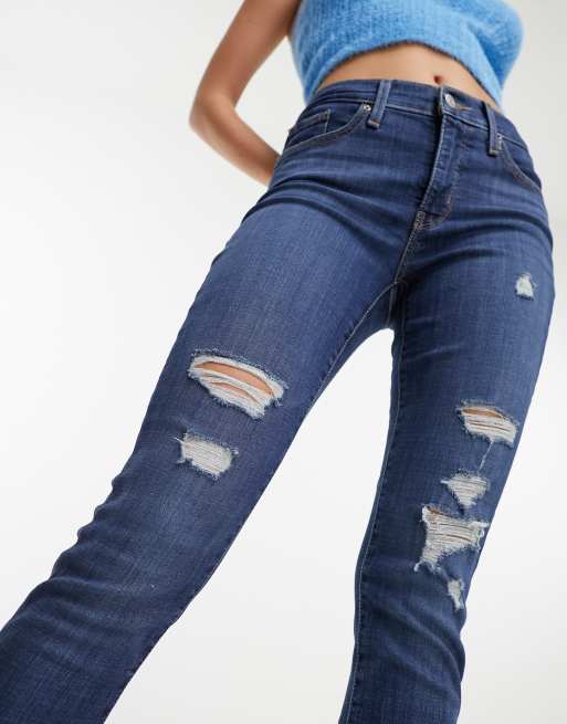 Levis skinny hot sale ripped jeans