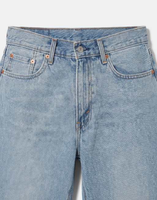 Levi's 405 standard denim shorts in light wash, 8 of 9