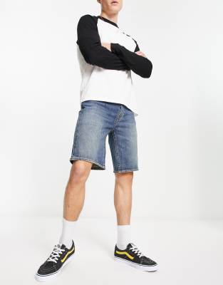 Levi's 405 standard fit denim shorts in mid blue wash - ASOS Price Checker