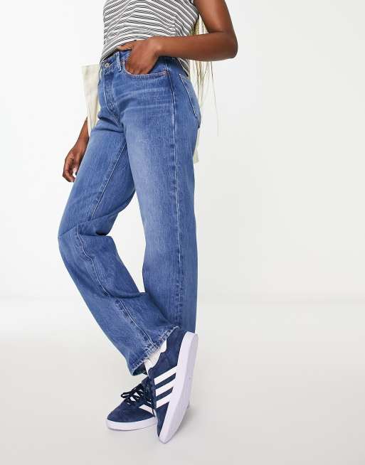 Levi s 501 90s jeans in mid wash blue