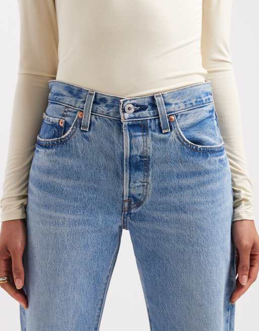 Levi's 501 '90s straight jeans in mid wash, 5 of 5