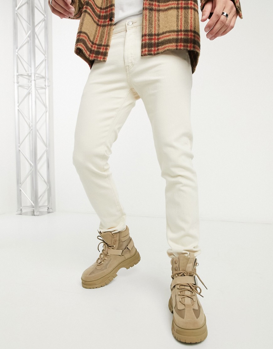 Levi's – 501 – Benvita avsmalnande jeans i smal passform-Beige