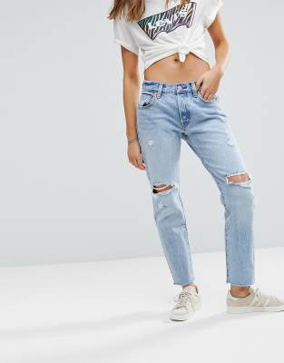 levi's 501 crop jean with rips