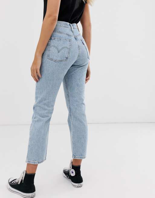 Levi S 501 Crop Jeans In Light Wash Asos